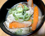 簡単★残り物野菜で具だくさん豚汁作り方6写真
