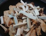 鶏胸肉とエリンギのオイスター炒め作り方4写真