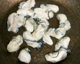 バター香る牡蠣の卵落とし作り方2写真