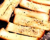 カリッカリで美味い！ガーリックトースト作り方3写真