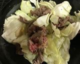 牛こまとキャベツのにんにく塩昆布炒め作り方5写真