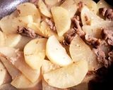 牛薄切り肉と大根の塩麹入り煮物！作り方7写真