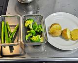 じゃがいもにアンチョビマヨ和えの肉巻き作り方1写真