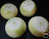 簡単！炊飯器で丸ごと玉ねぎスープ♪作り方1写真