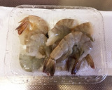 エビとアボカド、セロリの粒マスタード炒め作り方1写真