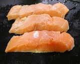 簡単！銀鮭のクリーム煮☆バジル添え作り方1写真