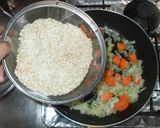 麦ご飯と茸鶏肉のピラフ♪簡単フライパンで作り方7写真