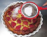 まぜて焼くだけ！イチゴのクラフティ♥作り方6写真