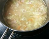 野菜たっぷり☆洋風コンソメ雑炊作り方3写真