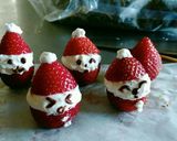 クリスマスに！ホイップいちごサンタ作り方4写真