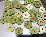 超簡単！ボタンのチョコで手芸風ケーキ作り方3写真