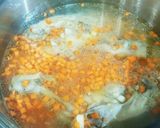 骨付鶏モモを煮込んでほぐしたチキンカレー作り方4写真