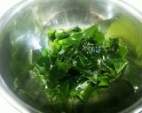 ワカメと溶き卵の中華風スープ作り方2写真