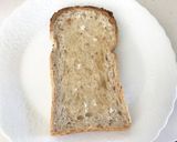 フライパンdeサクっと焼きパン+トマト＊作り方1写真