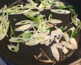 焦がし葱と納豆とツナのパスタ作り方1写真