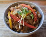 味付けはドレッシングだけ！？焼肉丼♪作り方6写真