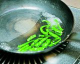 ひもとうがらしカルボナーラヴェジェターレ作り方5写真