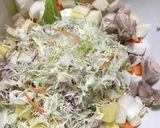 鶏肉と野菜のコンソメスープ作り方4写真