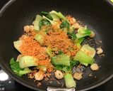 海老とチンゲン菜の、にんにく青菜炒め！作り方7写真