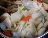 豚汁、しょうゆ麹＆味噌仕立て。作り方4写真