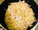 ホルモンともやしのバター醤油炒め作り方3写真