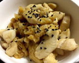 ご飯が進む！鶏胸肉と油揚げの甘みそ炒め♡作り方4写真