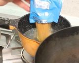 コンビニ食材で！簡単旨辛スープ餃子♪作り方2写真