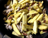 さつまいもの豚肉炒め作り方4写真