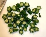 鰹節が決め手！オクラの入ったチャーハン作り方3写真