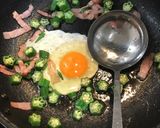 鰹節が決め手！オクラの入ったチャーハン作り方6写真