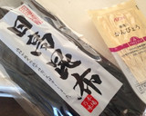我が家のおせち 昆布巻き作り方1写真