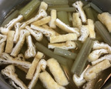 蕗と油揚げの煮物（おせち料理の一品として作り方3写真