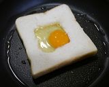 簡単!フライパンエッグトースト作り方3写真