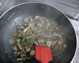 たっぷり山菜とひき肉の炊き込みごはん作り方4写真
