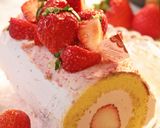 Pink Berryの贅沢ロールケーキ作り方39写真