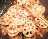 蓮根と鶏皮缶詰のきんぴら＊簡単おつまみ☆作り方3写真