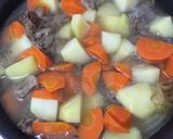 ＊牛こま肉で肉じゃが＊作り方5写真