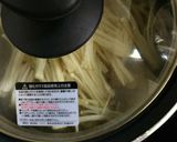 おっさんの卵玉葱エノキ茸のスープ作り方5写真