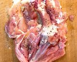 お祝いの日に☆ごちそうローストチキン作り方1写真