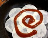 餃子の皮で!*簡単花マルピザ*作り方2写真