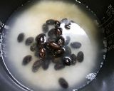 お節リメイク！黒豆の炊き込みご飯作り方1写真