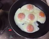 ５人分の目玉焼き作り方4写真