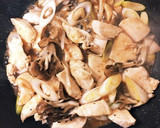 鶏胸肉と舞茸のはちみつみそ炒め＊作り方7写真