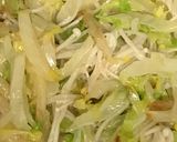卵なし、鍋の残り物で餅お好み焼き作り方1写真