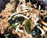 長ネギと薄揚げとワカメの梅酢炒め作り方4写真