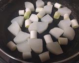 男の 豚バラと大根の味噌煮作り方10写真