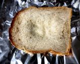 マヨチーズ目玉焼きトースト作り方2写真