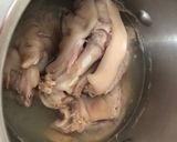 臭みナシ！旨辛しょうゆ豚足作り方2写真