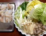 旨味たっぷり！魚介の味噌チーズ鍋作り方5写真