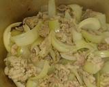 鍋で放置【豚肉と玉葱の白ダシ蒸し】作り方2写真